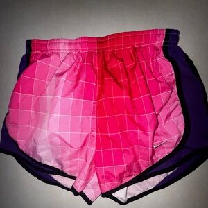 Nike Running Shorts Women’s Small S Pink Purple